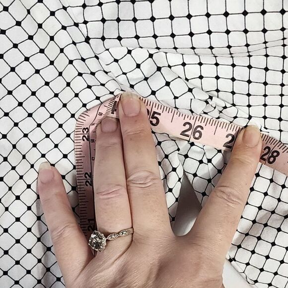 Worthington white and black geometric 3/4 sleeve button down top - Picture 10 of 11